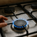 Le gaz arrive mais ne s’enflamme pas : causes et solutions pour réparer votre plaque